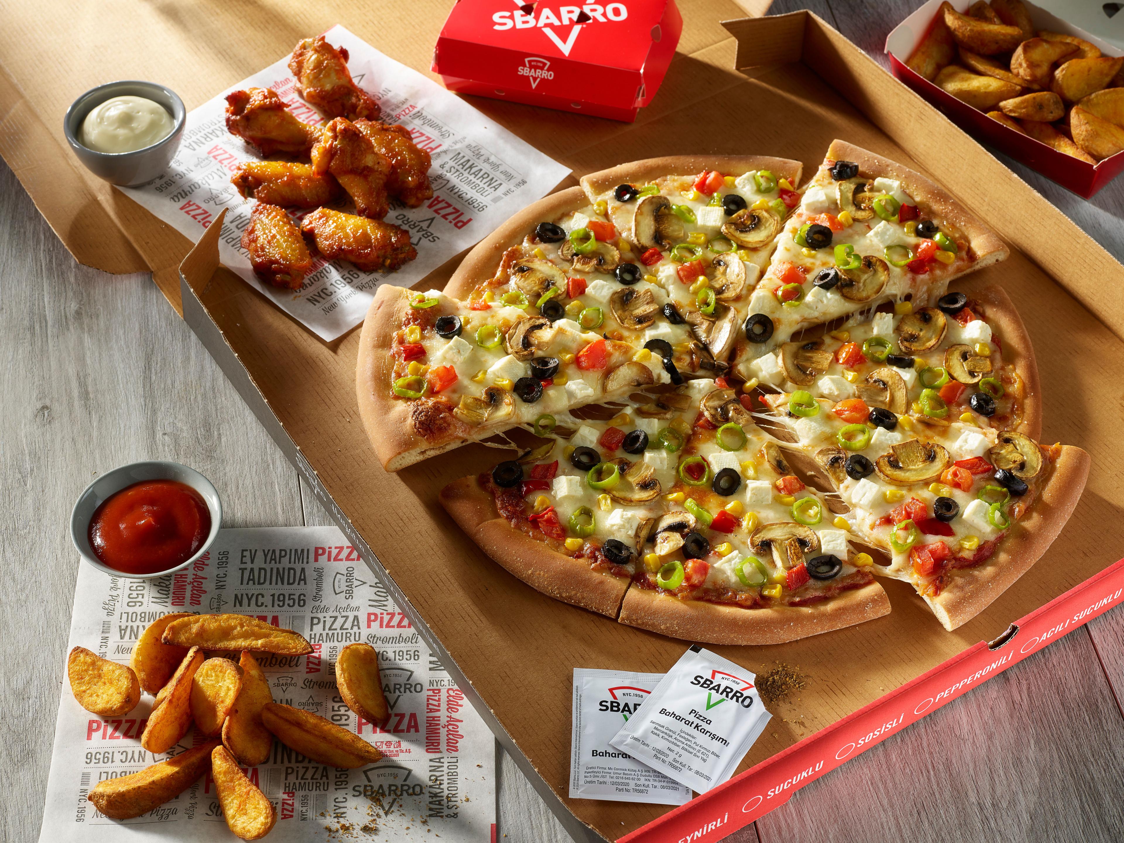 İtalyan Damak Tadına Sahip Gurmelere: Pizza Sosu Tarifi | Tıkla Gelsin®